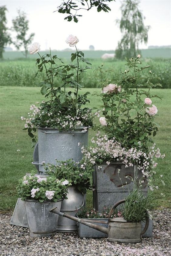 farmhouse-decor-staples-country-shabby-chic-2