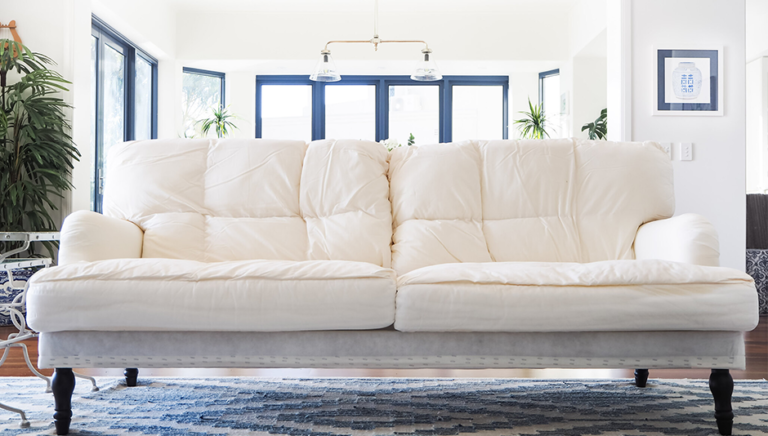 Nackte Tatsachen: ein IKEA Sofa ohne Bezug kaufen – so geht’s