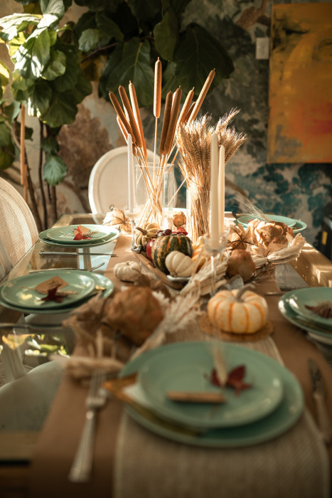 Fall dining table setup 