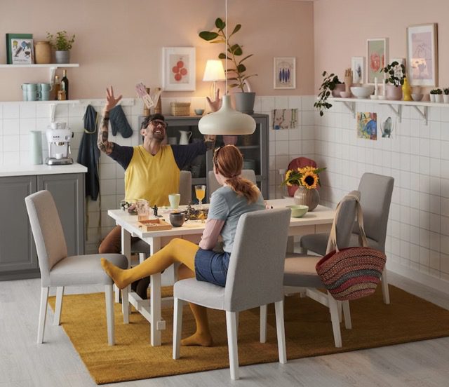 IKEAで人気のダイニングチェア10選！おしゃれで快適な食卓は家具選び 