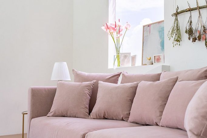 pink-sofa-flowers-window