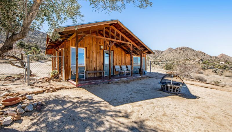 Sage-cabin-Joshua-Tree-Summer-Getaway