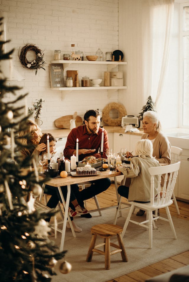 ニュートラルカラーのクリスマスインテリア